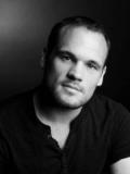 http://images.castcall.blue-compass.com.s3.amazonaws.com/portfolio/289/289045.jpg