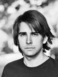 http://images.castcall.blue-compass.com.s3.amazonaws.com/portfolio/321/321059.jpg