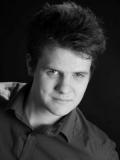 http://images.castcall.blue-compass.com.s3.amazonaws.com/portfolio/343/343693.jpg