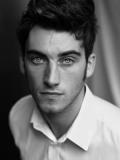 http://images.castcall.blue-compass.com.s3.amazonaws.com/portfolio/371/371968.jpg