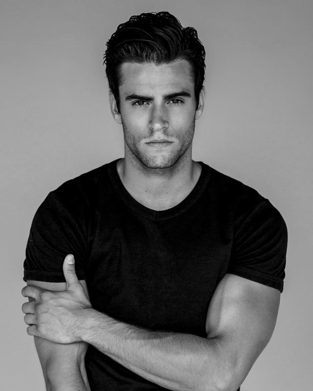 Uk male midget photo 39