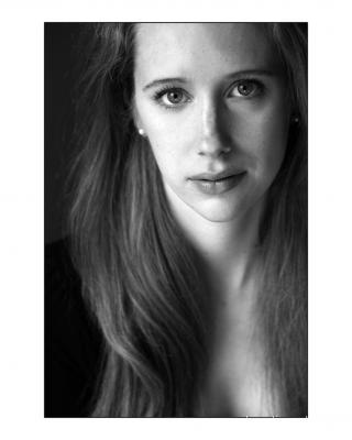http://images.castcall.blue-compass.com.s3.amazonaws.com/portfolio/172/172885.jpg