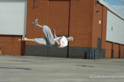 http://images.castcall.blue-compass.com.s3.amazonaws.com/portfolio/194/194807.jpg