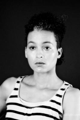 http://images.castcall.blue-compass.com.s3.amazonaws.com/portfolio/195/195811.jpg
