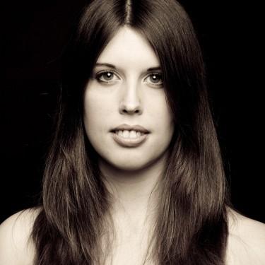 http://images.castcall.blue-compass.com.s3.amazonaws.com/portfolio/343/343320.jpg