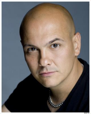 http://images.castcall.blue-compass.com.s3.amazonaws.com/portfolio/351/351870.jpg