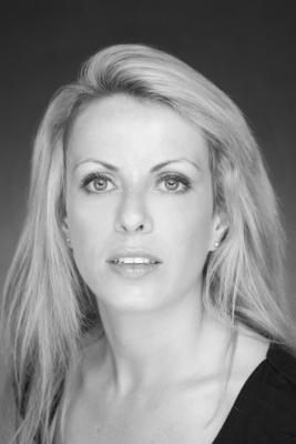 http://images.castcall.blue-compass.com.s3.amazonaws.com/portfolio/383/383125.jpg
