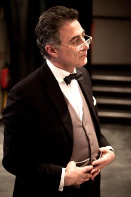 http://images.castcall.blue-compass.com.s3.amazonaws.com/portfolio/385/385761.jpg