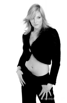 http://images.castcall.blue-compass.com.s3.amazonaws.com/portfolio/39/39301.jpg