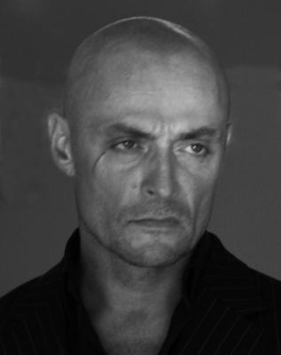http://images.castcall.blue-compass.com.s3.amazonaws.com/portfolio/399/399325.jpg
