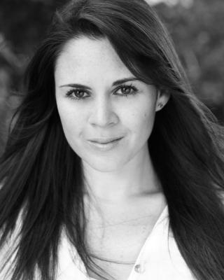 http://images.castcall.blue-compass.com.s3.amazonaws.com/portfolio/402/402008.jpg