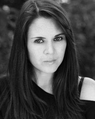 http://images.castcall.blue-compass.com.s3.amazonaws.com/portfolio/402/402093.jpg