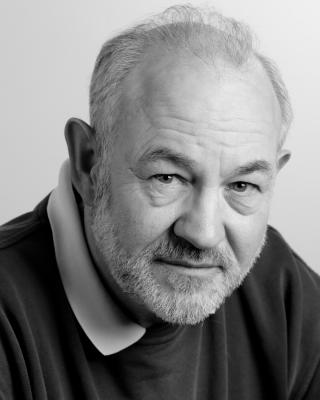 http://images.castcall.blue-compass.com.s3.amazonaws.com/portfolio/495/495785.jpg