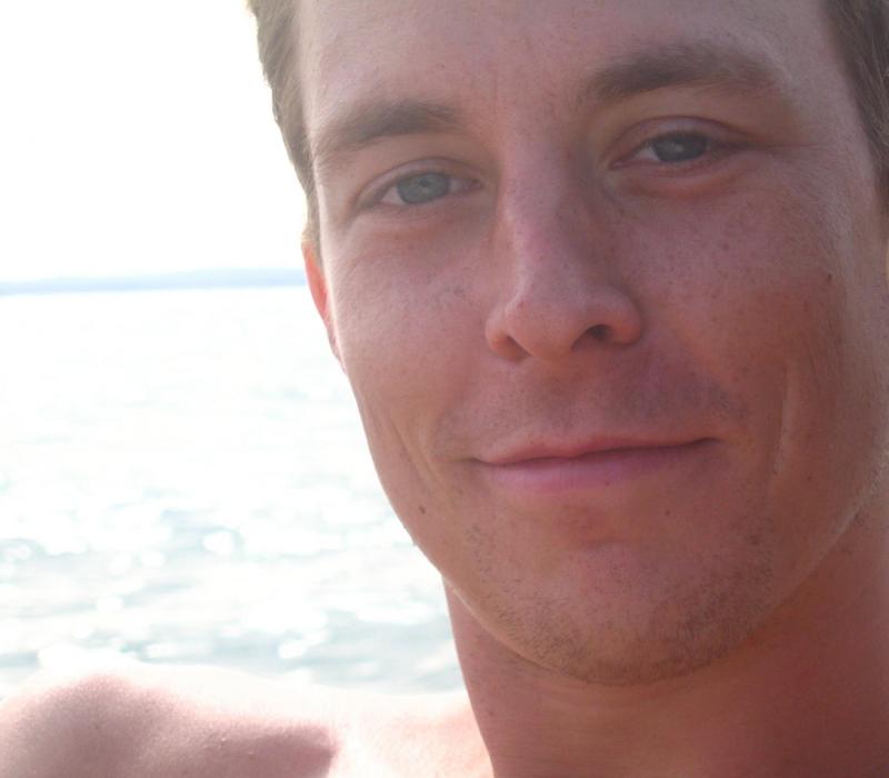 http://images.castcall.blue-compass.com.s3.amazonaws.com/portfolio/518/518852.jpg