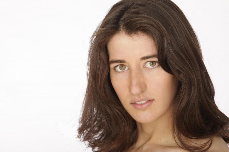 http://images.castcall.blue-compass.com.s3.amazonaws.com/portfolio/531/531577.jpg