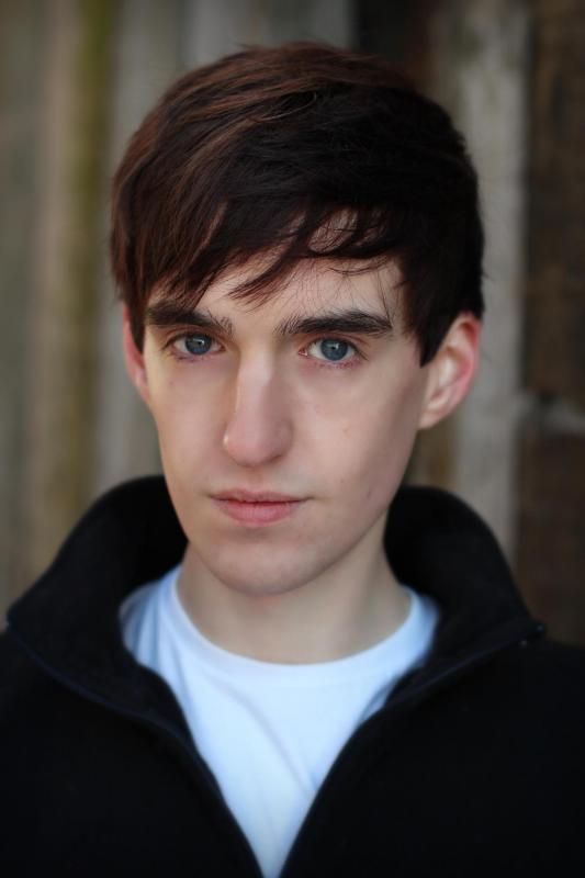 http://images.castcall.blue-compass.com.s3.amazonaws.com/portfolio/605/605365.jpg